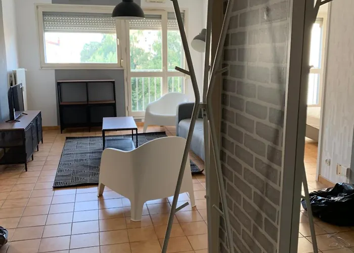 Homestay Standard 3 Avec Lit Double 3 A 6 Personnes *